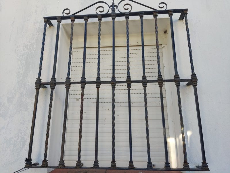 WhatsApp Image 2025-11-12 at 09.34.24 (1)